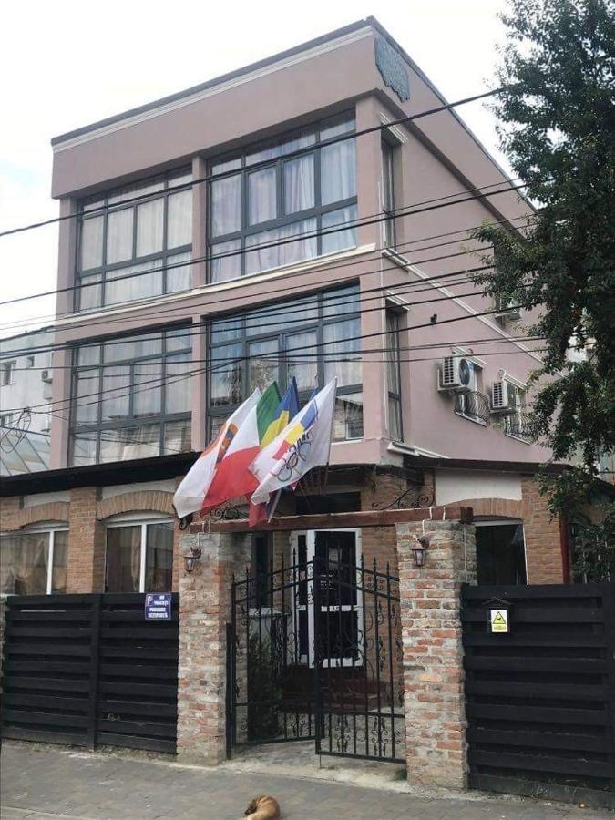 Sport Residence Bacău Buitenkant foto